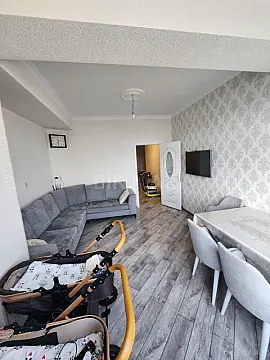 Satılır 2 otaqlı mənzil 93.6 m²