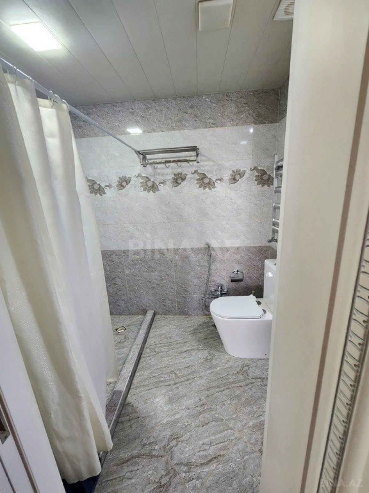Satılır 2 otaqlı mənzil 93.6 m²