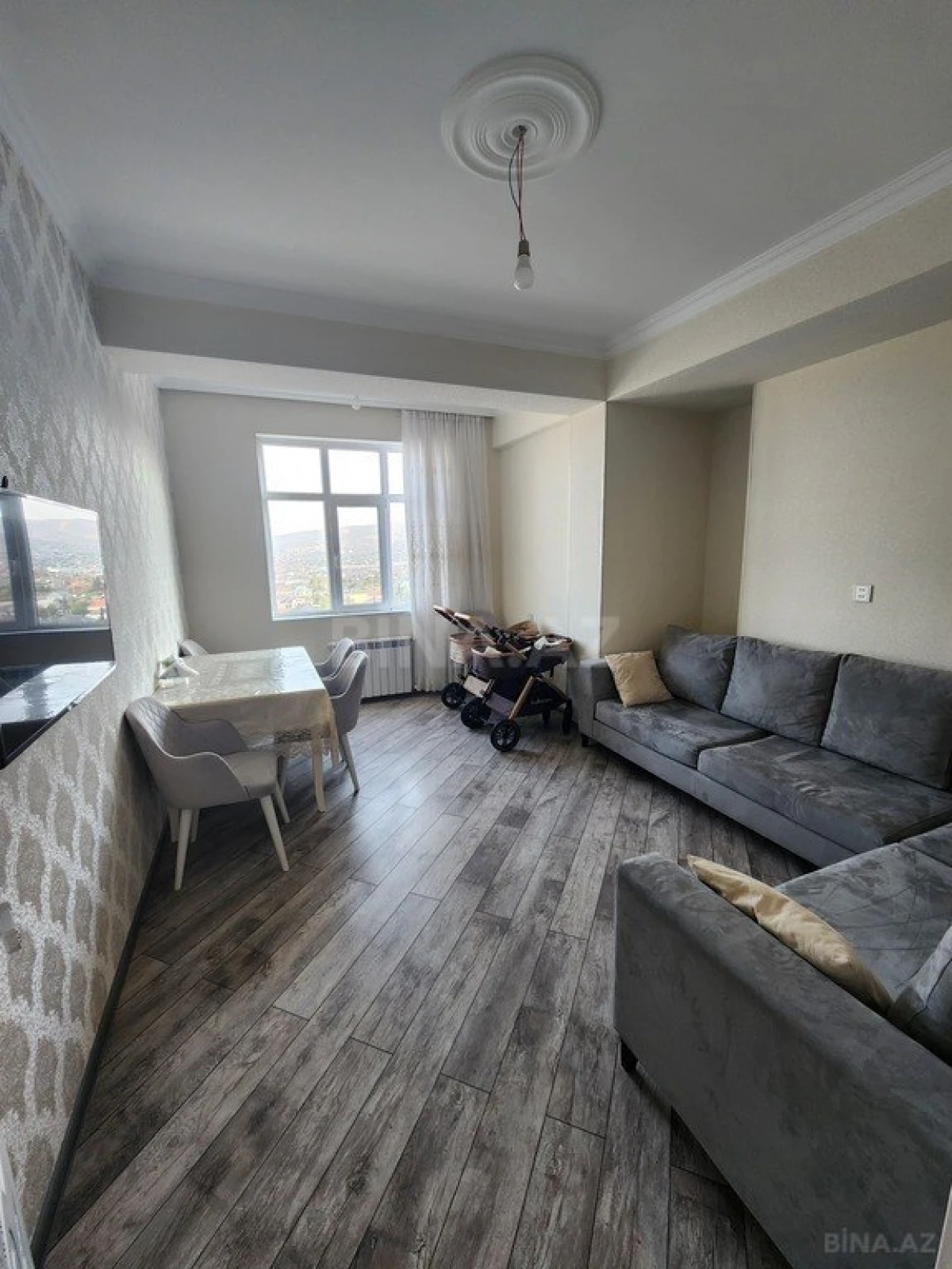 Satılır 2 otaqlı mənzil 93.6 m²