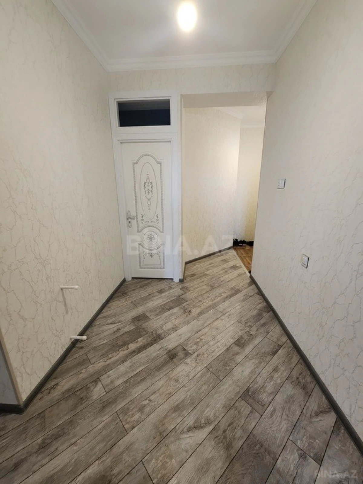 Satılır 2 otaqlı mənzil 93.6 m²