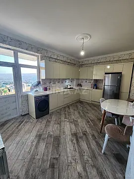 Satılır 2 otaqlı mənzil 93.6 m²