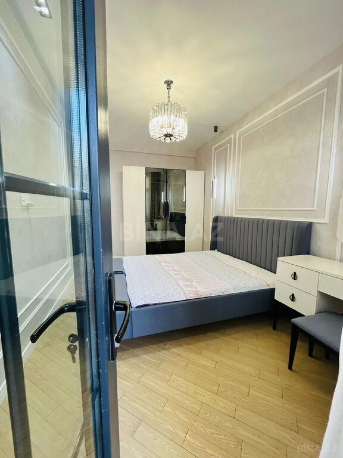 Satılır 2 otaqlı mənzil 85 m²