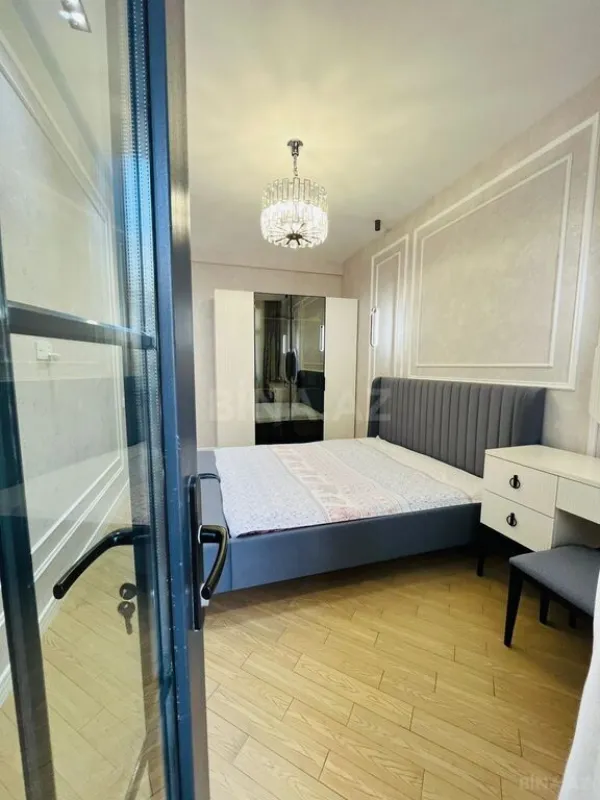 Satılır 2 otaqlı mənzil 85 m²