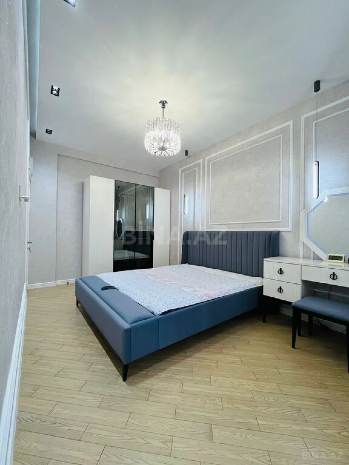 Satılır 2 otaqlı mənzil 85 m²