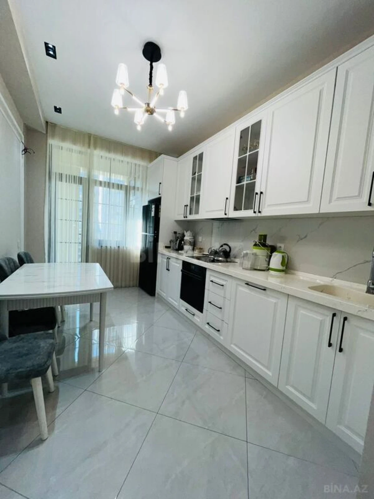 Satılır 2 otaqlı mənzil 85 m²