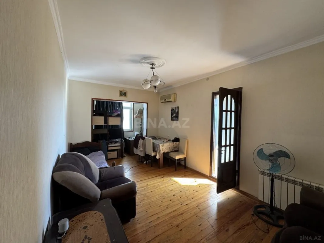 Satılır 2 otaqlı mənzil 65 m²