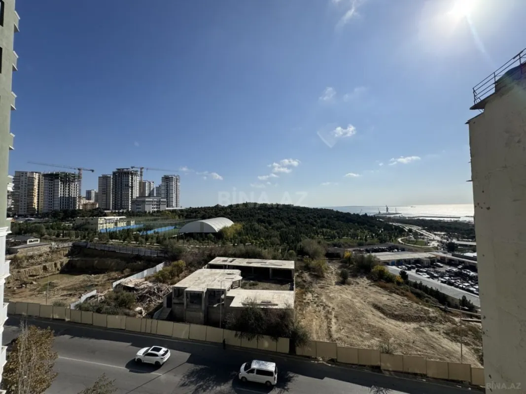 Satılır 2 otaqlı mənzil 65 m²