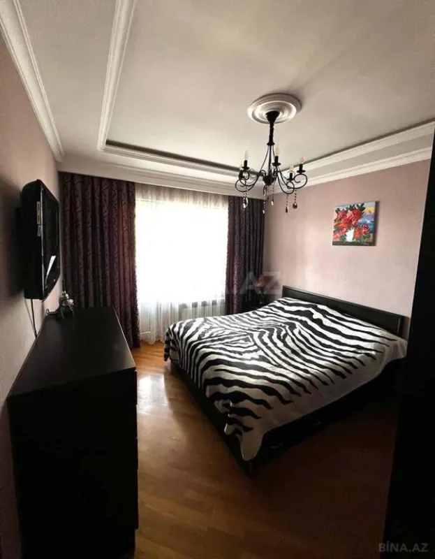 Satılır 2 otaqlı mənzil 68 m²