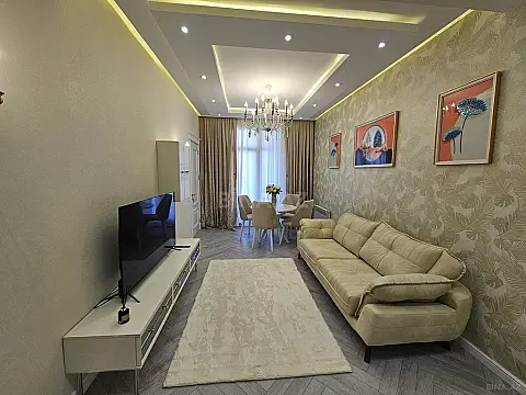 Satılır 3 otaqlı mənzil 100 m²