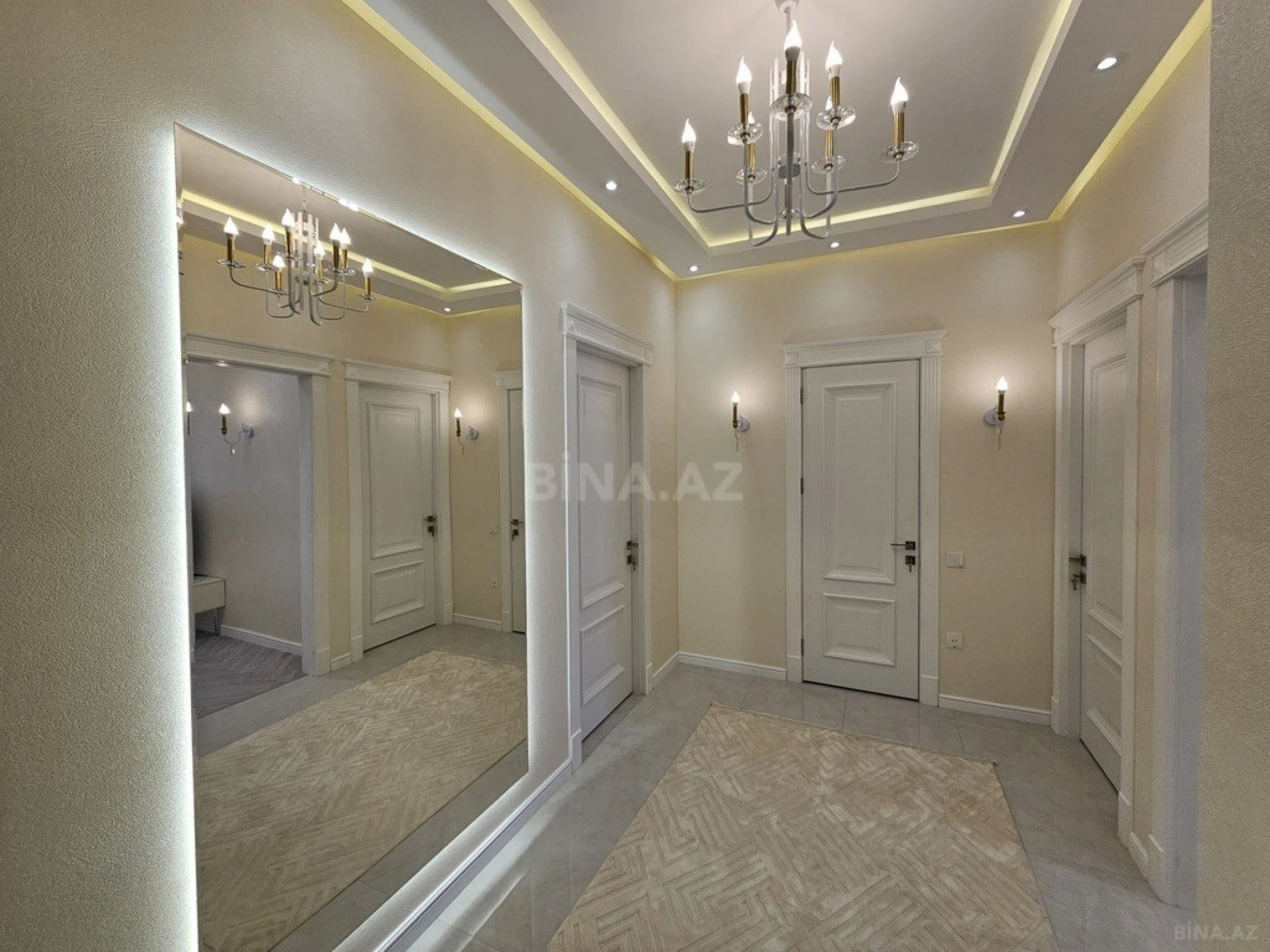 Satılır 3 otaqlı mənzil 100 m²