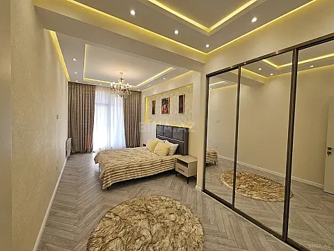 Satılır 3 otaqlı mənzil 100 m²