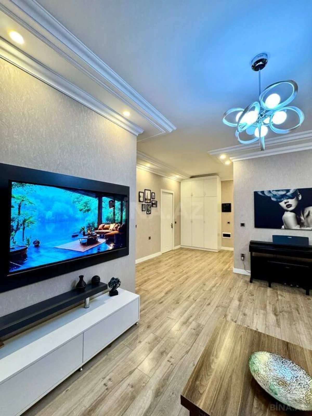 Satılır 3 otaqlı mənzil 100 m²