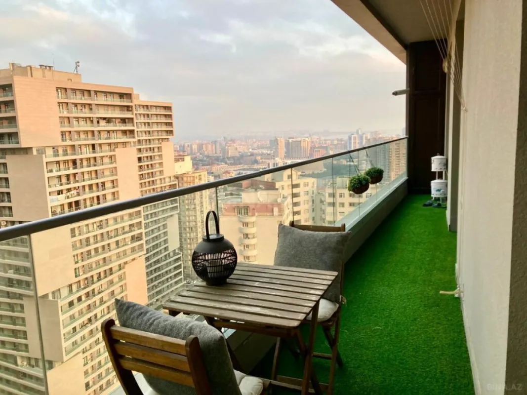 Satılır 3 otaqlı mənzil 100 m²