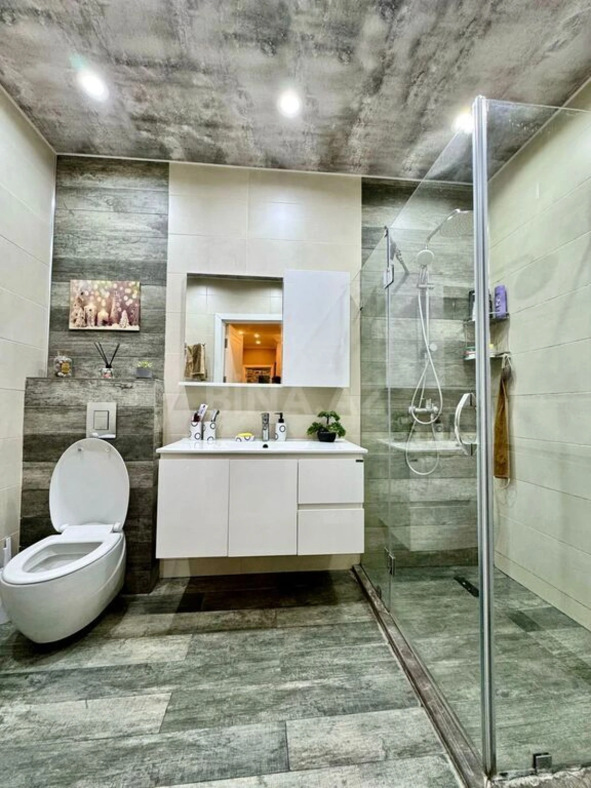 Satılır 3 otaqlı mənzil 100 m²