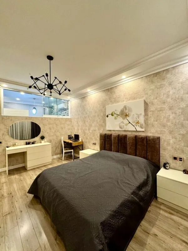 Satılır 3 otaqlı mənzil 100 m²