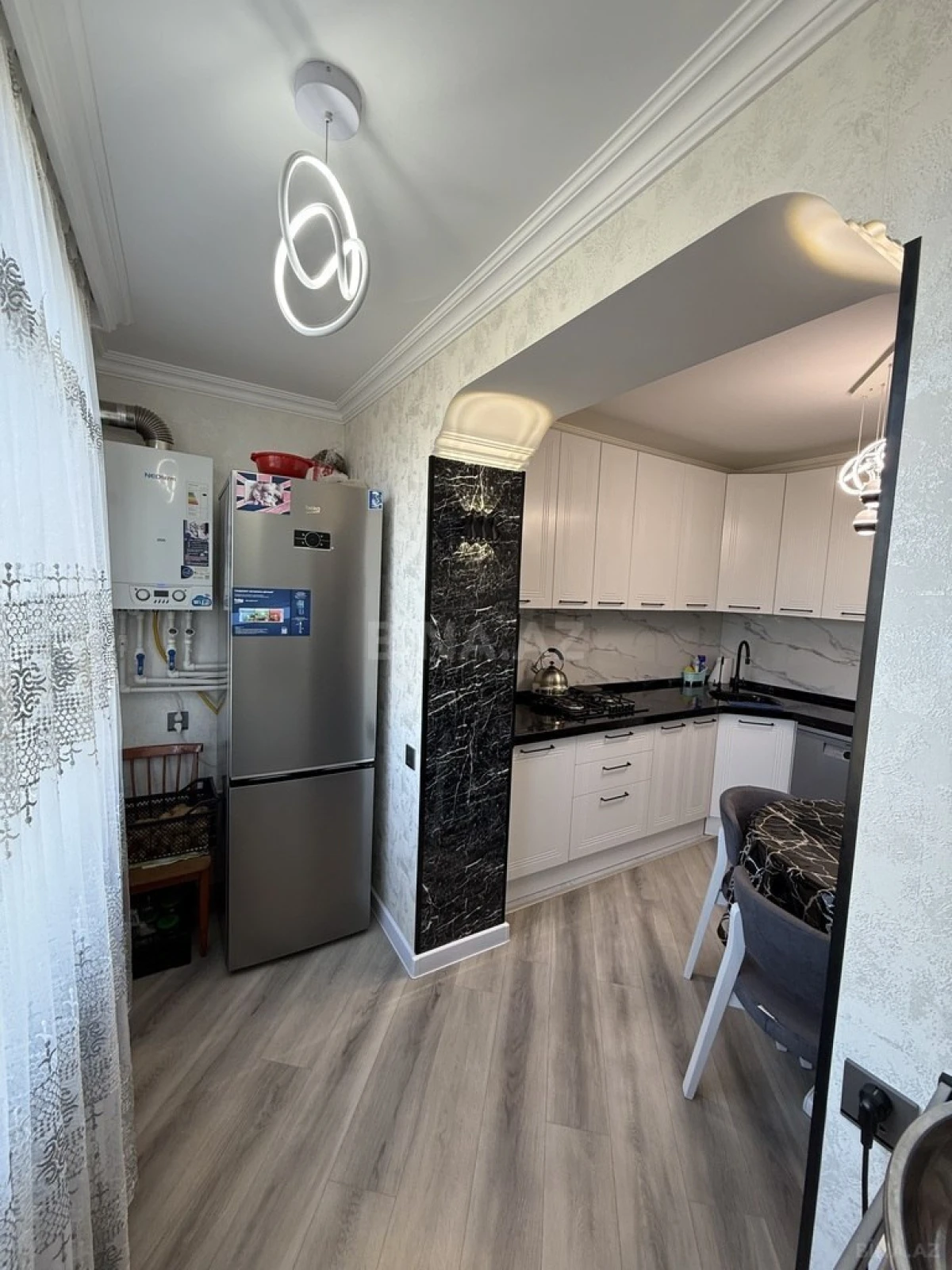 Satılır 3 otaqlı mənzil 82 m²