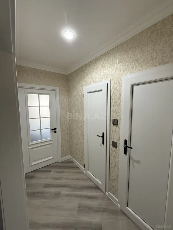 Satılır 3 otaqlı mənzil 82 m²