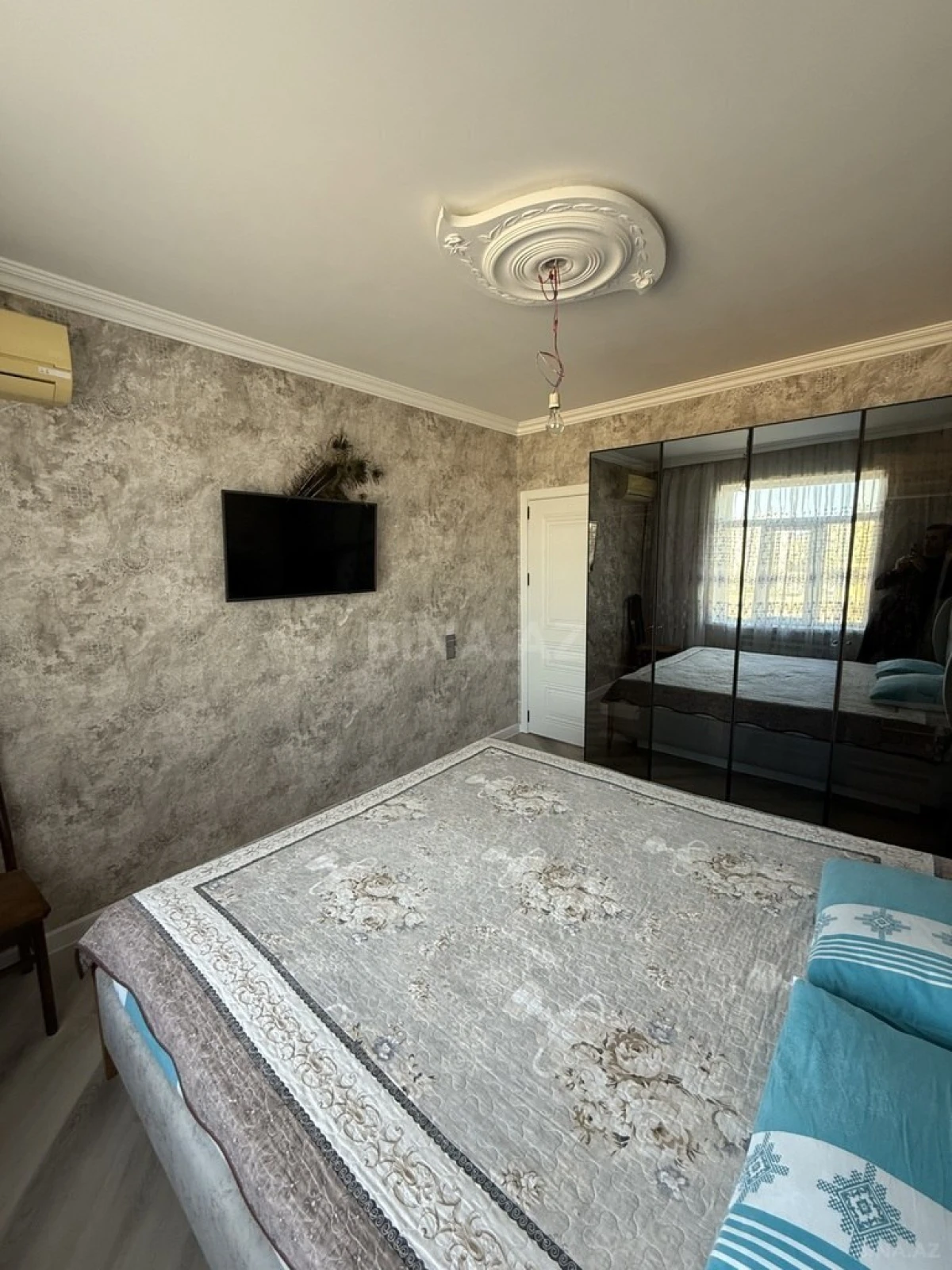 Satılır 3 otaqlı mənzil 82 m²