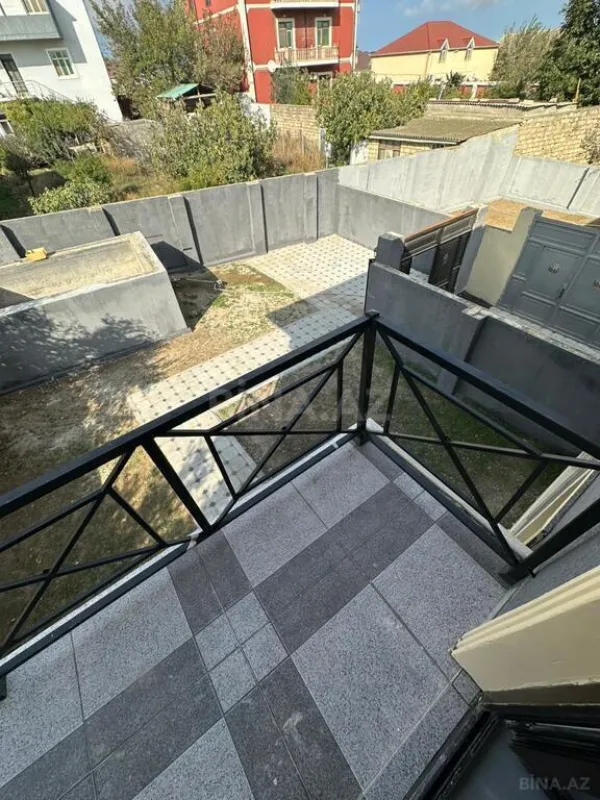 Satılır 4 otaqlı həyət evi 150 m²
