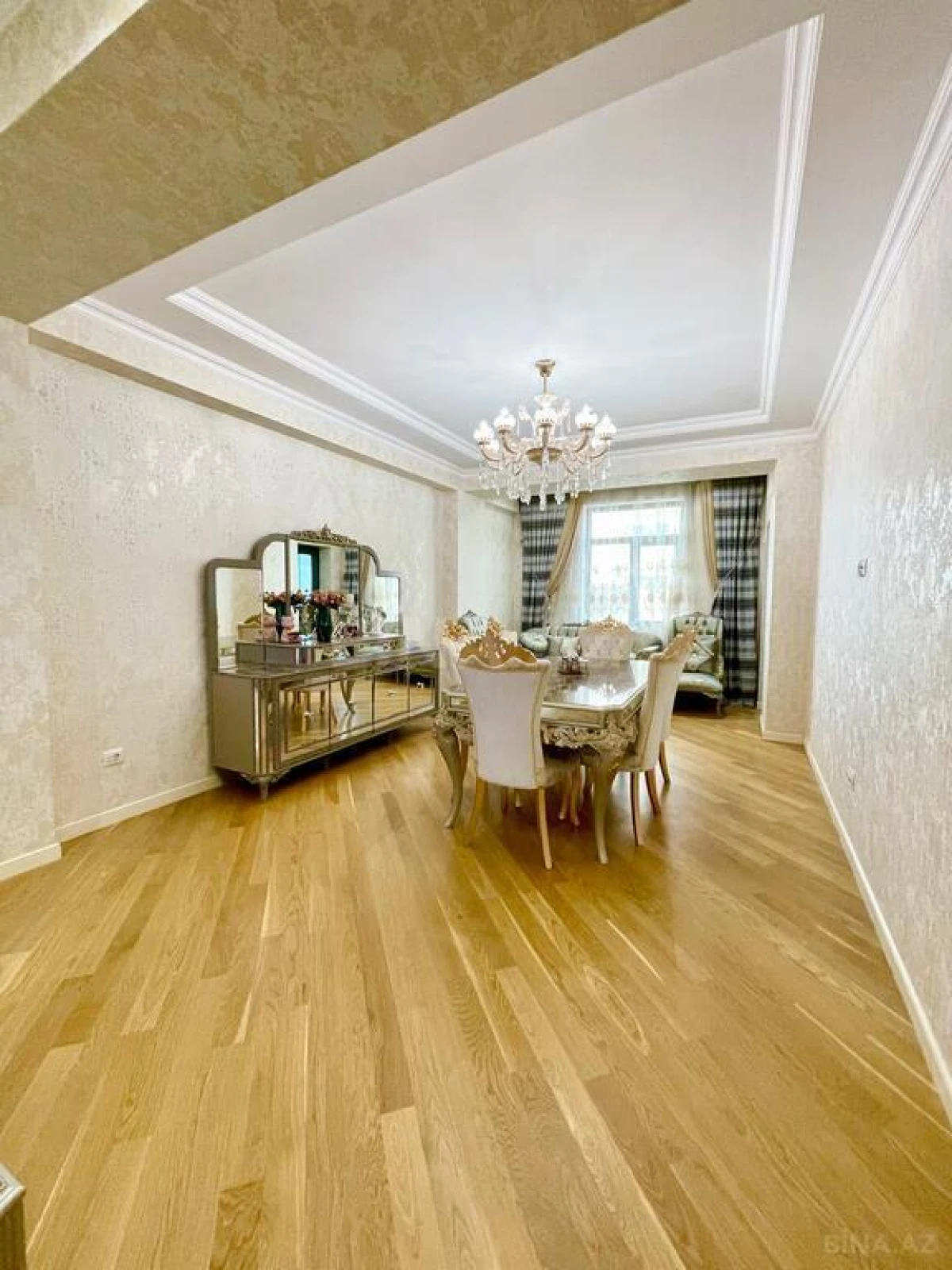 Kirayə verilir 2 otaqlı mənzil 100 m²