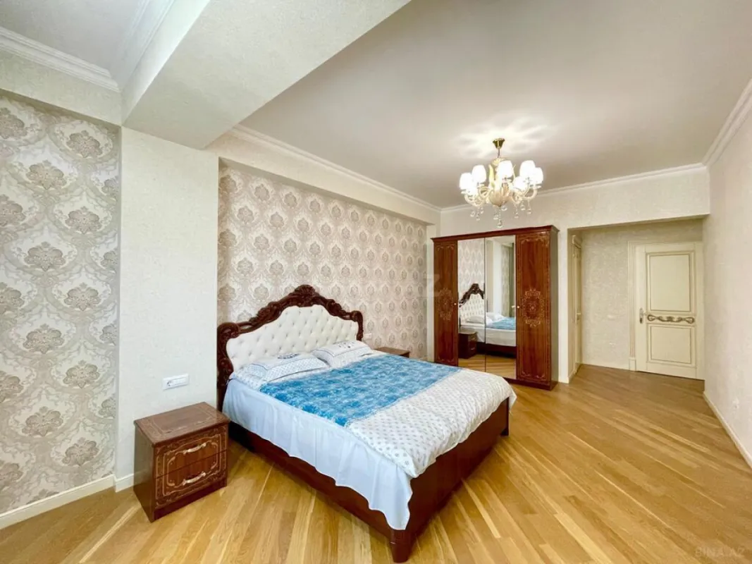 Kirayə verilir 2 otaqlı mənzil 100 m²