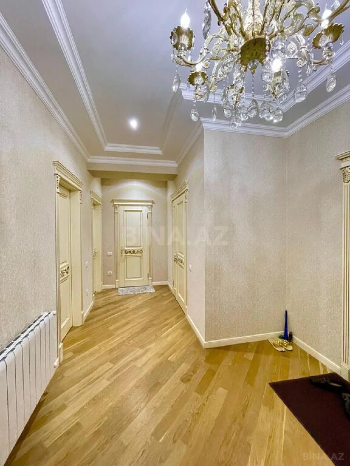 Kirayə verilir 2 otaqlı mənzil 100 m²