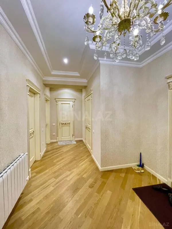 Kirayə verilir 2 otaqlı mənzil 100 m²