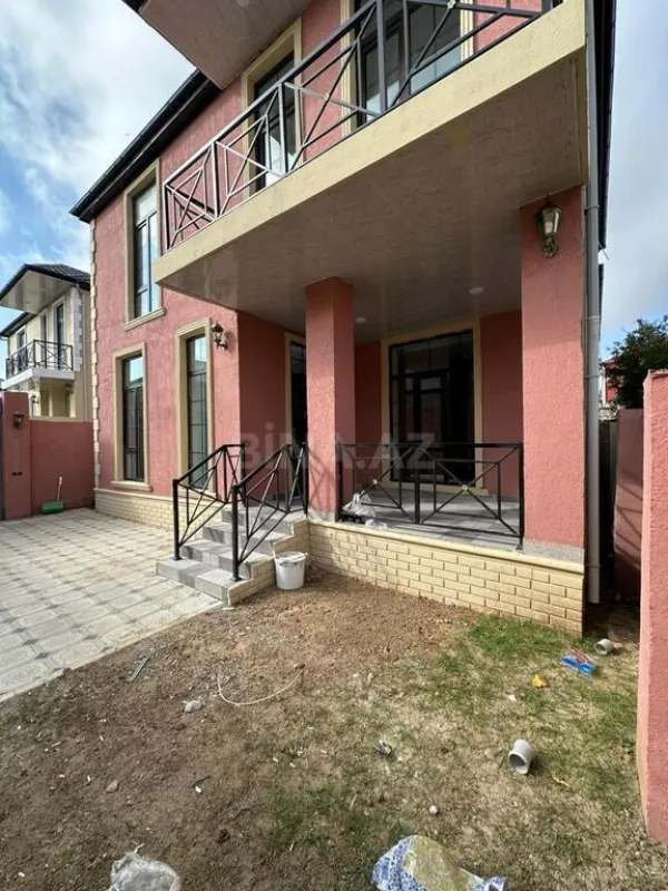 Satılır 4 otaqlı həyət evi 150 m²