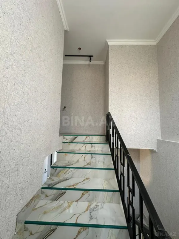 Satılır 4 otaqlı həyət evi 150 m²