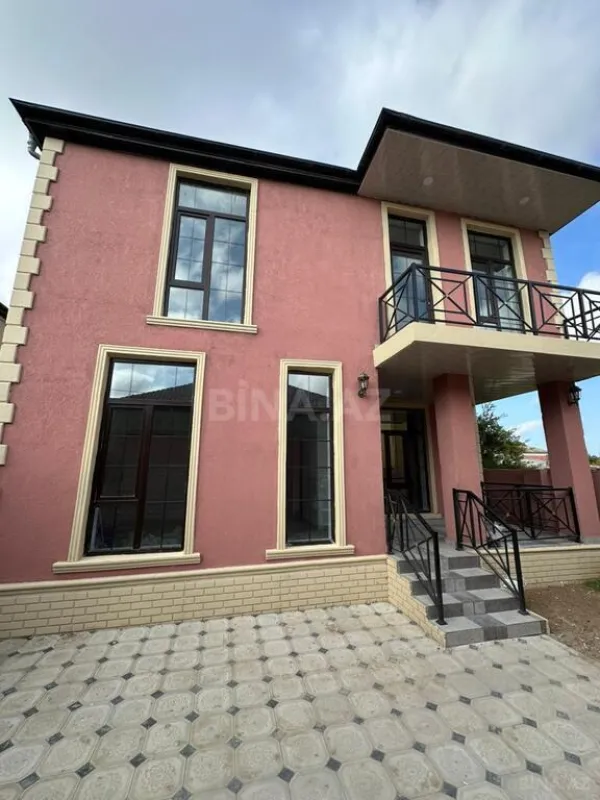Satılır 4 otaqlı həyət evi 150 m²