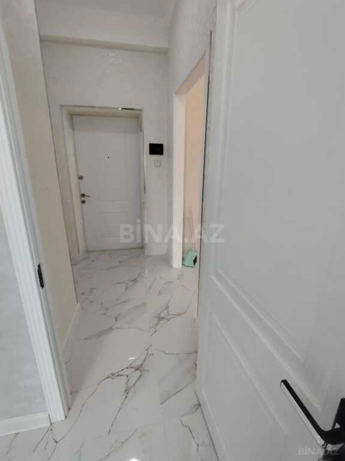 Satılır 2 otaqlı mənzil 45 m²