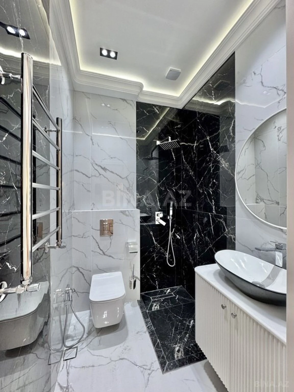 Satılır 2 otaqlı mənzil 64 m²