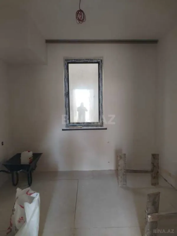 Satılır 7 otaqlı həyət evi 239.3 m²