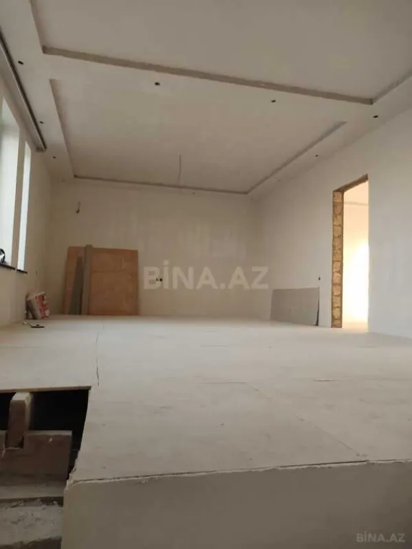Satılır 7 otaqlı həyət evi 239.3 m²
