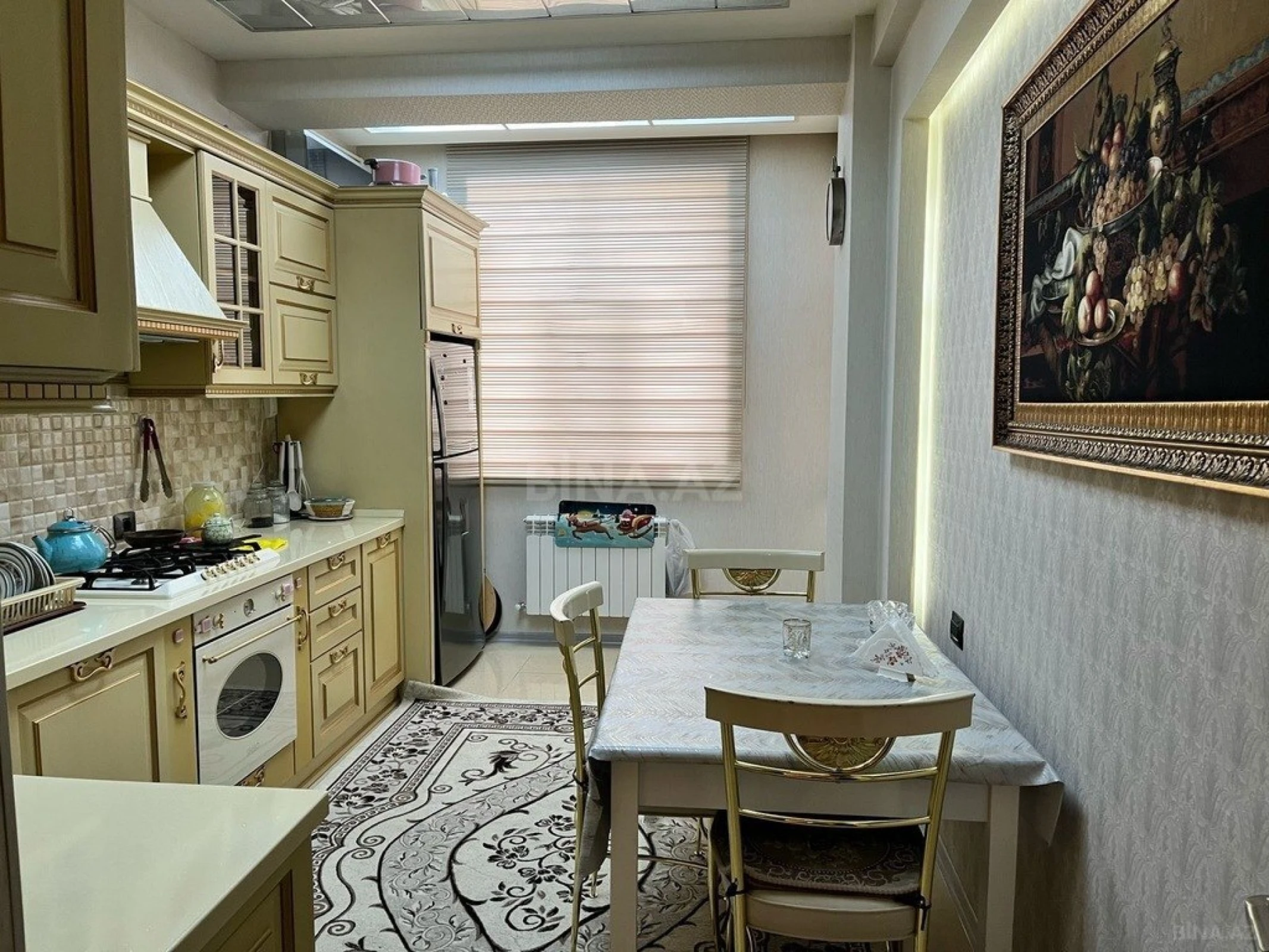 Satılır 3 otaqlı mənzil 130 m²