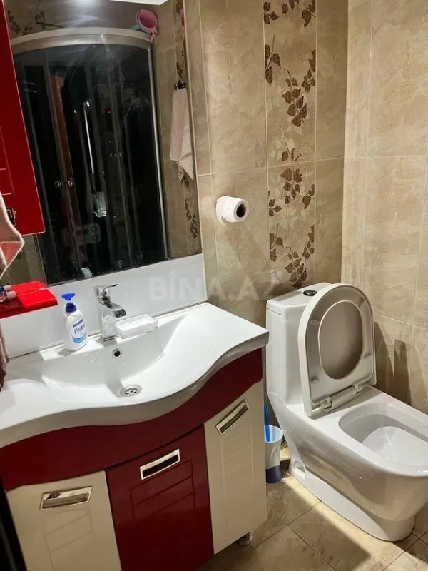 Satılır 3 otaqlı mənzil 130 m²