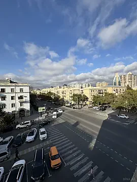 Satılır 4 otaqlı mənzil 110 m² — Bakı 4 otaq 110.00 m²