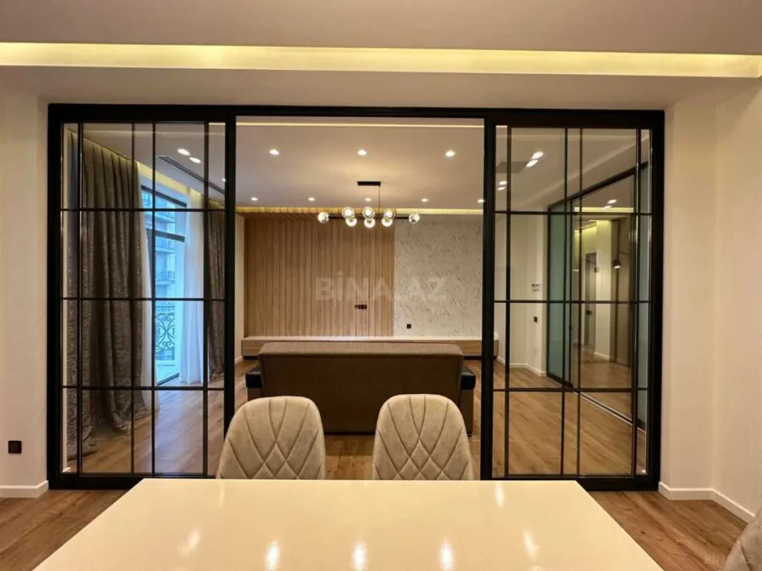 Satılır 3 otaqlı mənzil 127 m²
