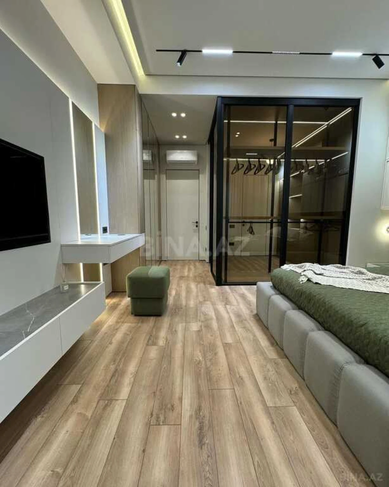 Kirayə verilir 2 otaqlı mənzil 92 m²