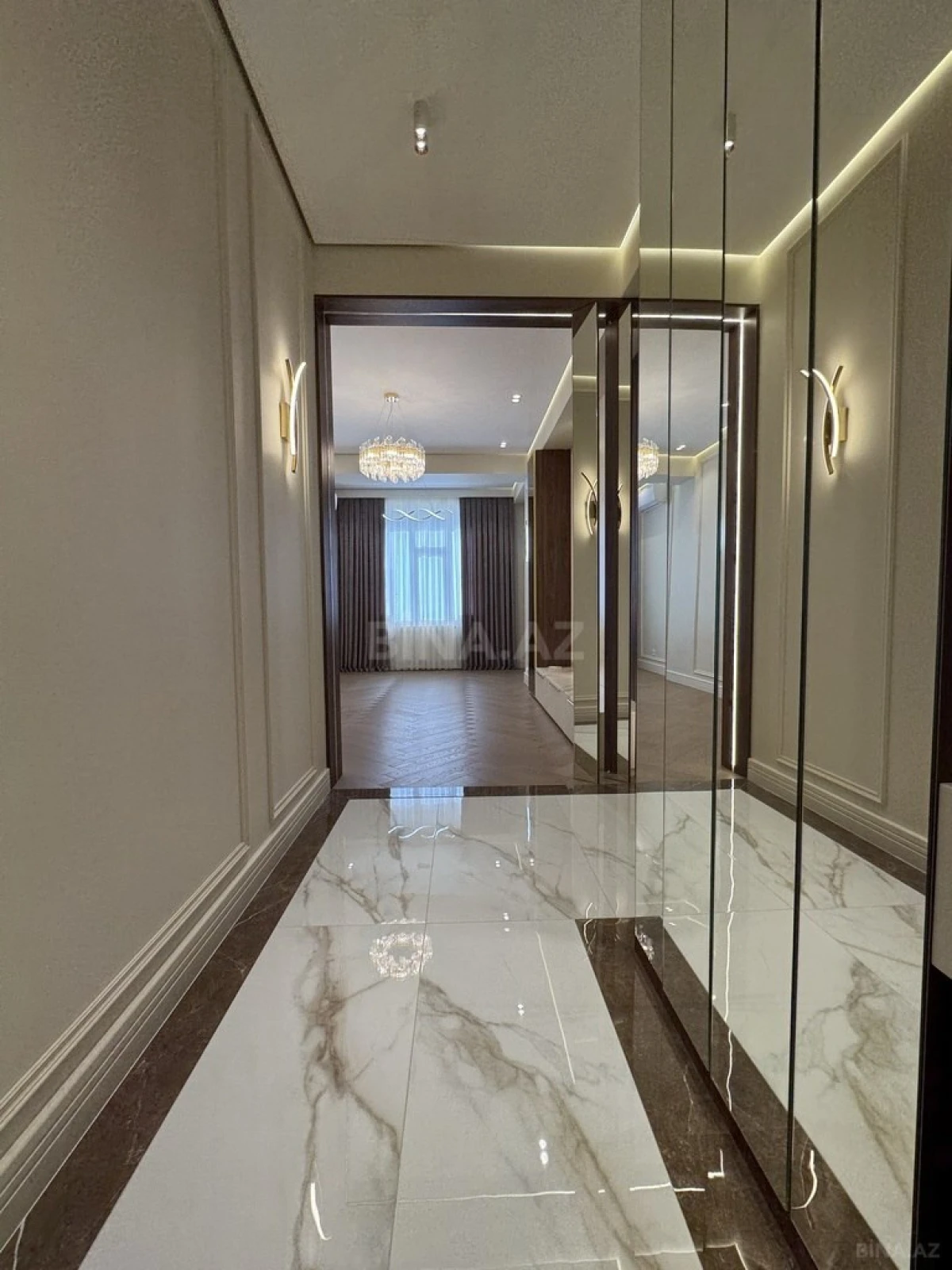 Satılır 3 otaqlı mənzil 87 m²