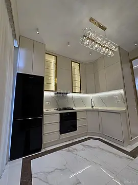 Satılır 3 otaqlı mənzil 87 m²