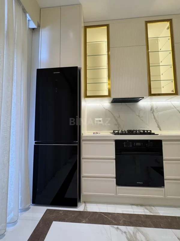 Satılır 3 otaqlı mənzil 87 m²