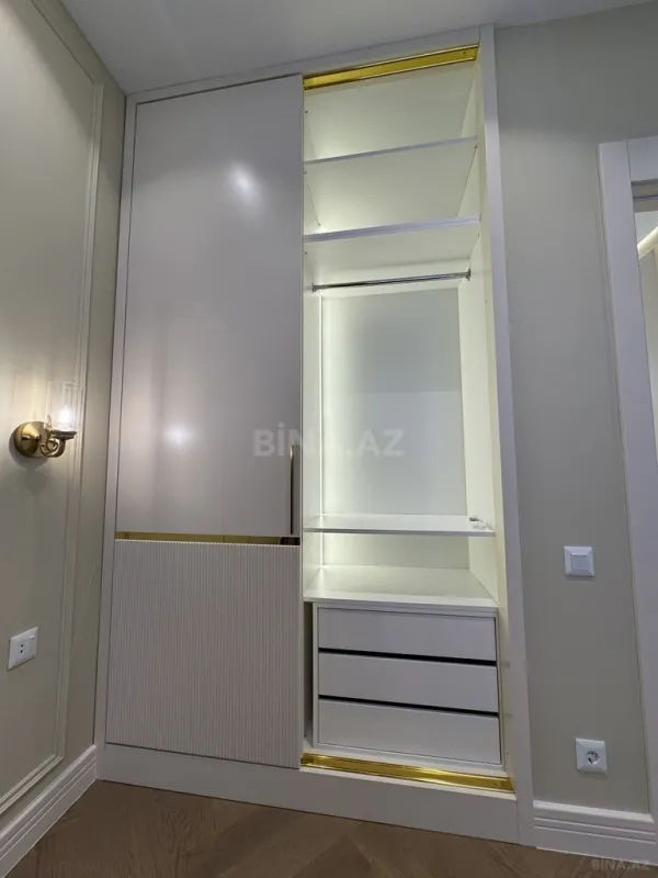 Satılır 3 otaqlı mənzil 87 m²