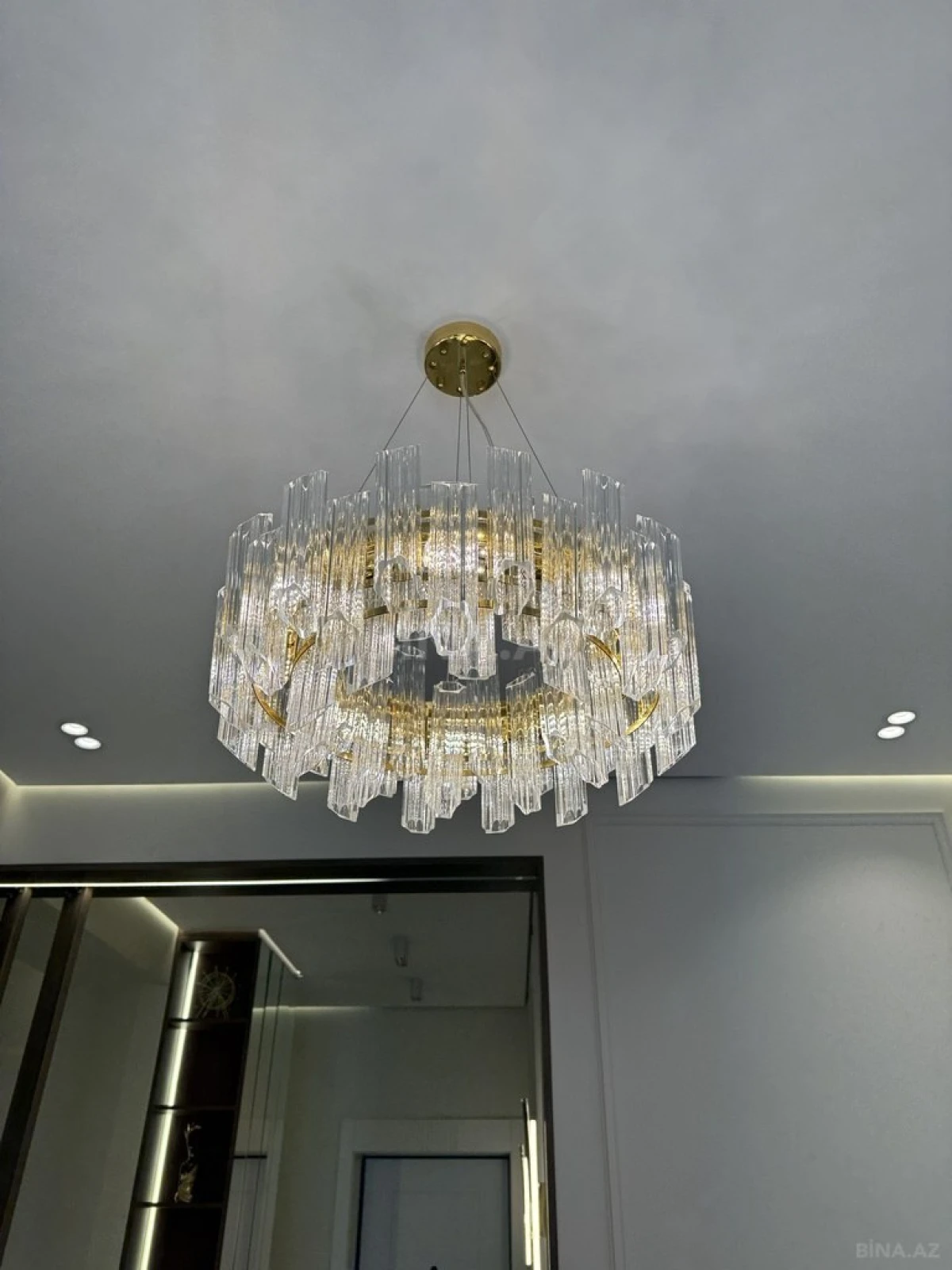 Satılır 3 otaqlı mənzil 87 m²