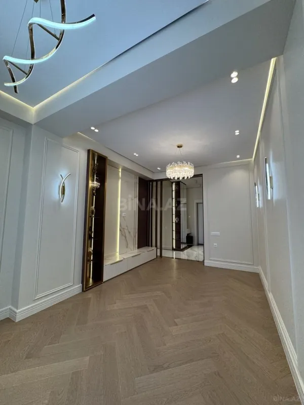 Satılır 3 otaqlı mənzil 87 m²