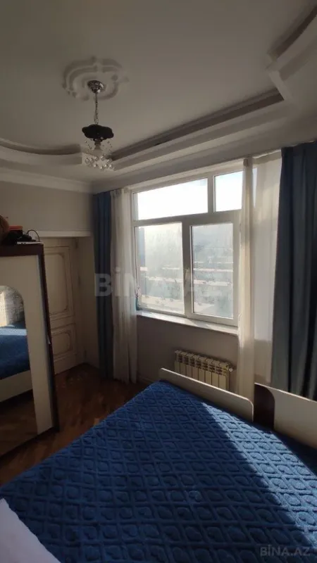 Satılır 3 otaqlı mənzil 98 m²