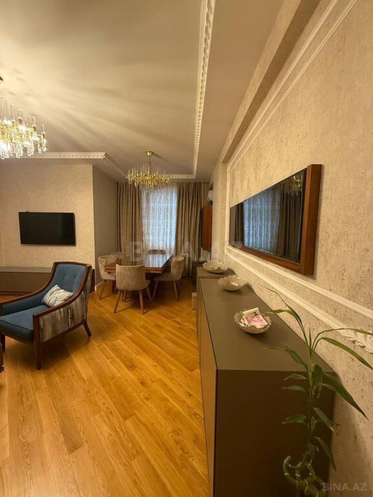 Satılır 3 otaqlı mənzil 125 m²