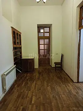 Kirayə verilir 4 otaqlı mənzil 100 m²