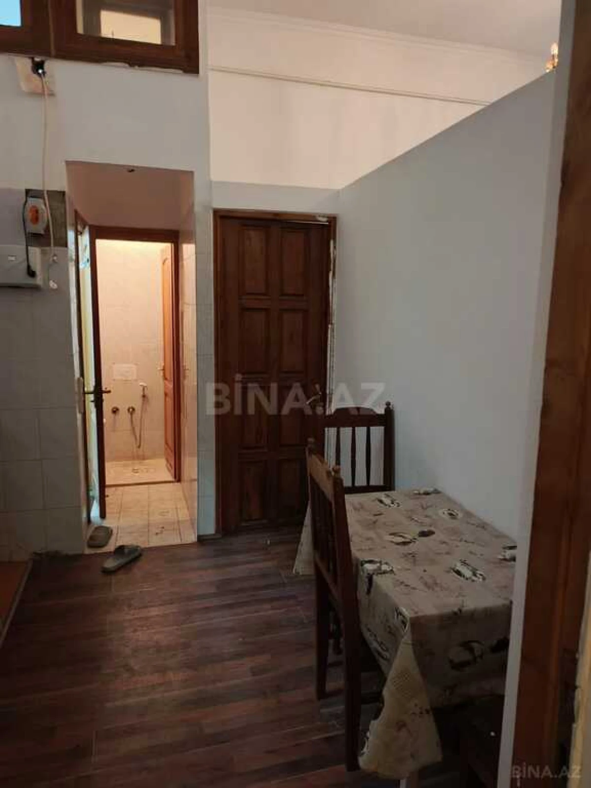 Kirayə verilir 4 otaqlı mənzil 100 m²