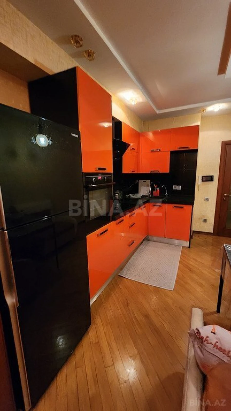 Satılır 3 otaqlı mənzil 74 m²